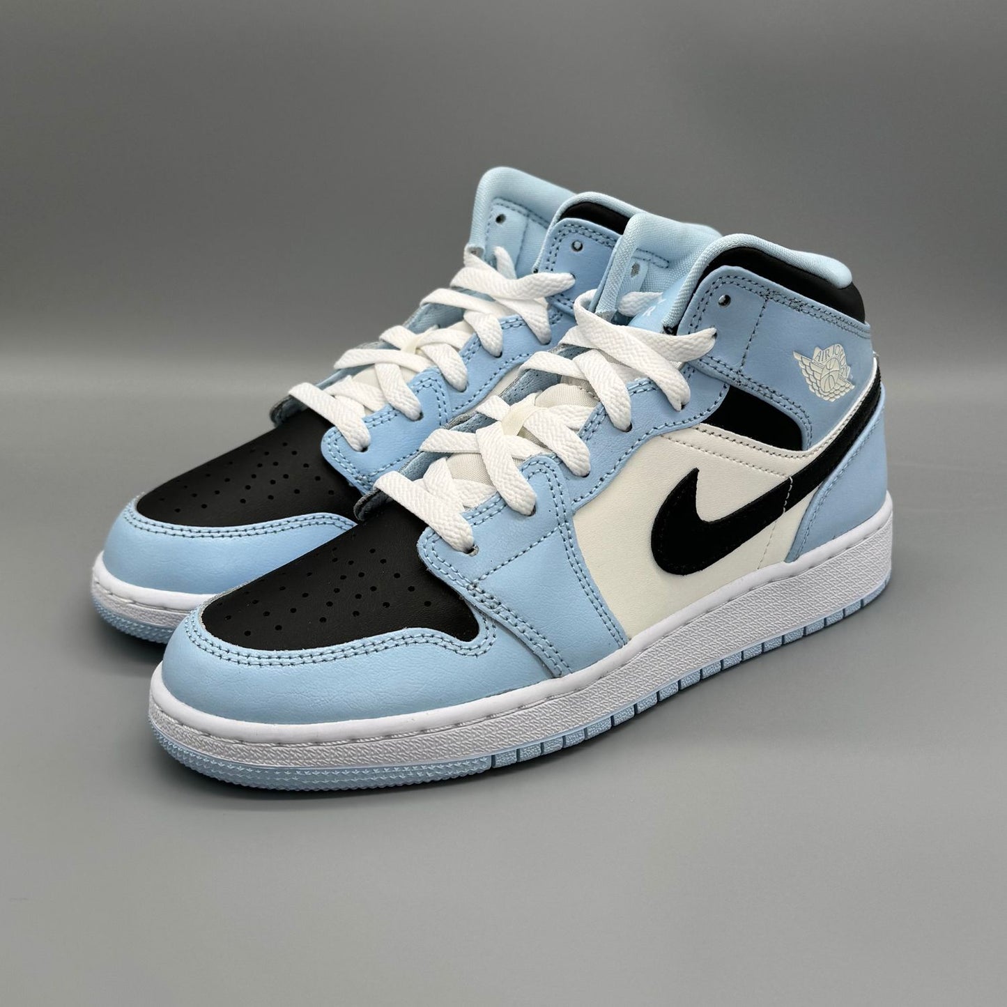Air Jordan 1 Mid Ice Blue (GS) - Sneakerterritory; Sneaker Territory