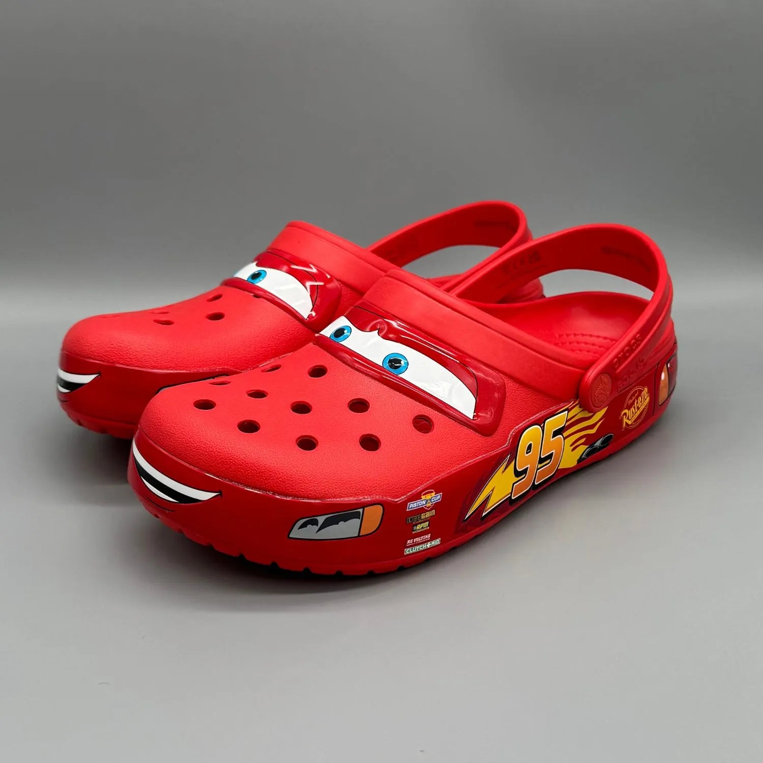 Crocs Classic Clog Lightning McQueen - Sneakerterritory; Sneaker Territory; Lightning McQueen Crocs; Crocs Lightning McQueen